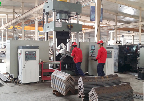 কোণ এবং প্লেট মডেল HQ200 ¢ 600 জন্য CNC গরম বাঁক মেশিন