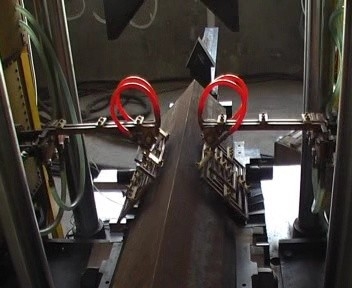 কোণ এবং প্লেট মডেল HQ200 ¢ 600 জন্য CNC গরম বাঁক মেশিন