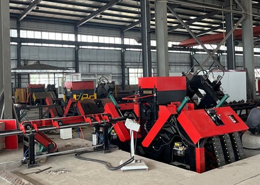 উচ্চ-দক্ষ স্বয়ংক্রিয় CNC অ্যাঙ্গেল লাইন মেশিন বৃহৎ আকারের অ্যাঙ্গেল স্টিল ড্রিলিং এবং স্ট্যাম্পিংয়ের জন্য