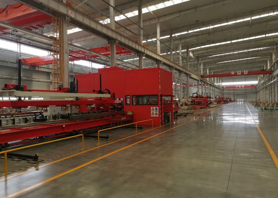 মডেল FPCP12080 CNC প্লেট পাঞ্চিং মেশিন স্বয়ংক্রিয় লোডিং এবং আনলোডিং ডিভাইস এবং উচ্চ কার্যকারিতা সহ ৩ অক্ষের অটোমোবাইল বিম প্লেট CNC পাঞ্চিং মেশিন