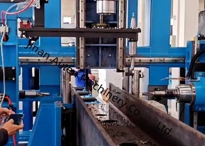 3 সেট টুল ম্যাগাজিন 3D CNC H বীম ড্রিলিং, টেপিং এবং কাটিং মেশিন Φ10 হাইড্রোলিক চিহ্নিতকরণ ইউনিট অক্ষরের আকার
