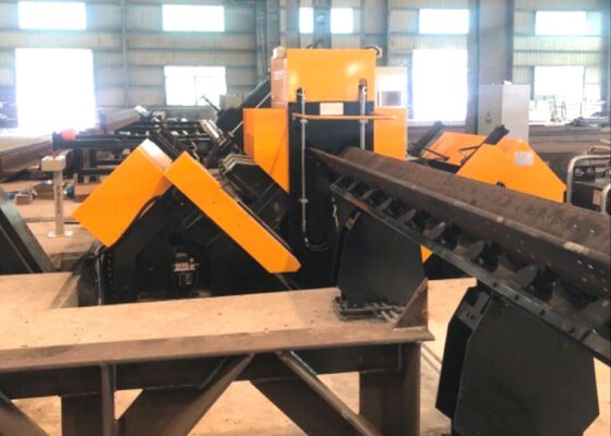 100×100×10~250×250×32mm কোণ আকার সিএনসি স্টীল টেবিল ড্রিলিং মার্কিং মেশিন 40mm সর্বোচ্চ ড্রিলিং