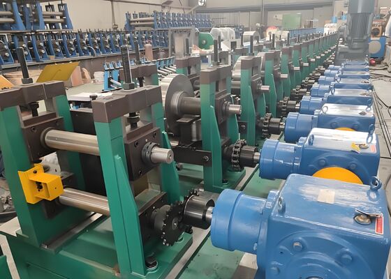 মডেল বিপিএফ 250 সোলার ব্র্যাকেট পাঞ্চিং গরম ঘূর্ণিত নিম্ন কার্বন ইস্পাত জন্য CNC উত্পাদন লাইন গঠন