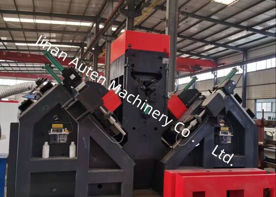 স্বয়ংক্রিয় CNC কোণ ইস্পাত তুরপুন উত্পাদন লাইন 6000r/মিনিট সর্বোচ্চ. টাকু ঘূর্ণন গতি